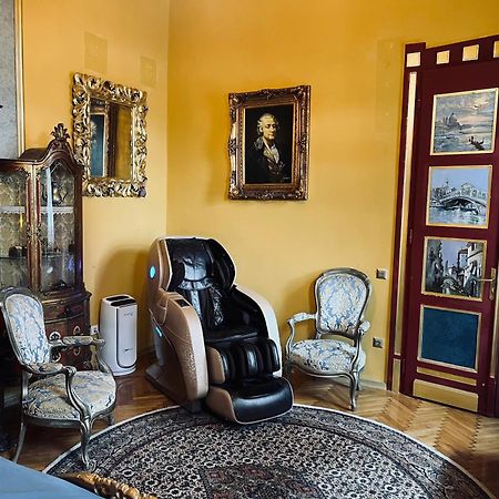 Classic Love Story In Old Cluj I Екстериор снимка
