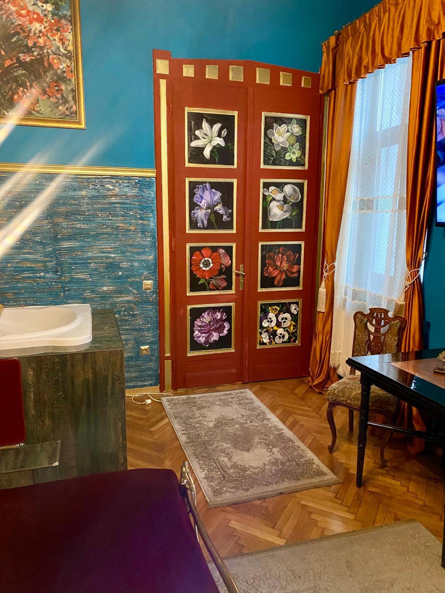 Classic Love Story In Old Cluj I Екстериор снимка